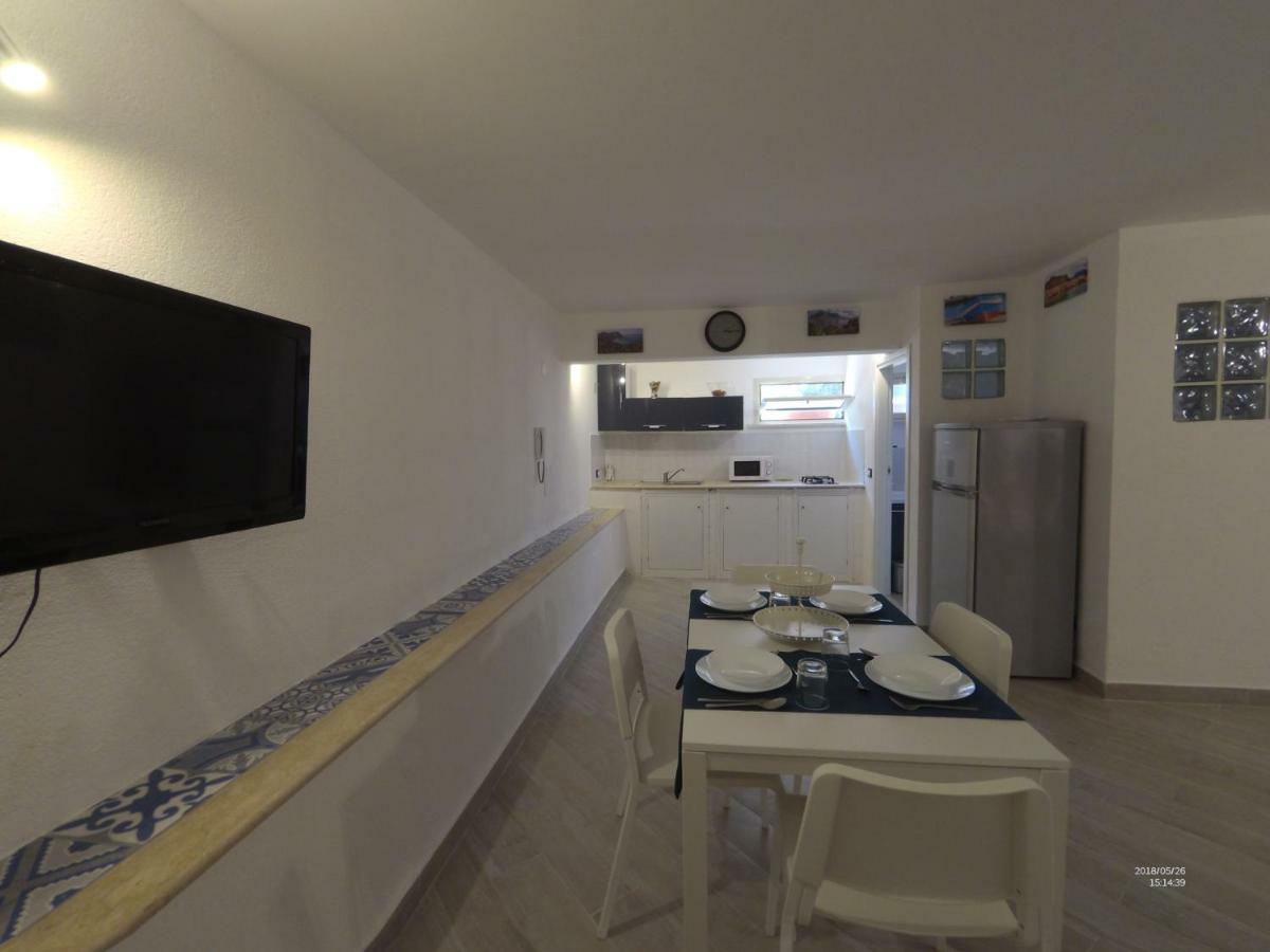 פלרמו La Petit Maison מראה חיצוני תמונה